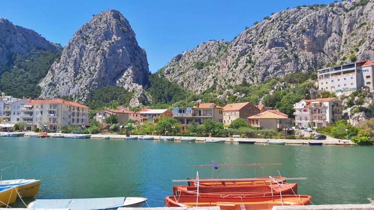 Apartment Mandic Omiš Екстериор снимка