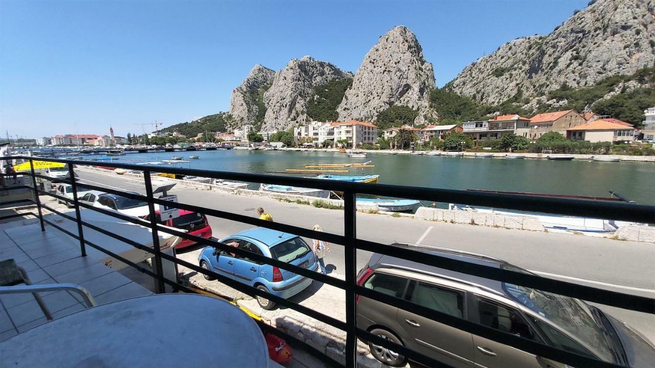 Apartment Mandic Omiš Екстериор снимка